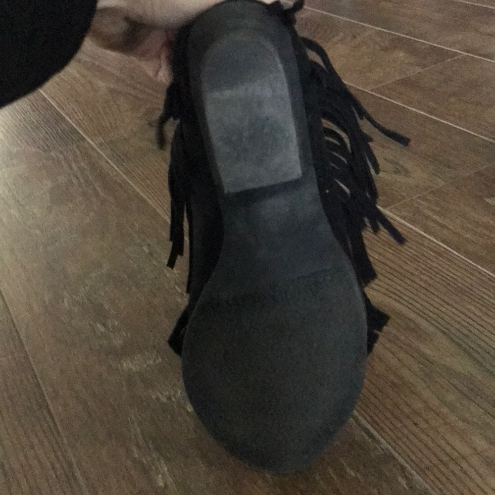 Coconuts By Matisse - image 6